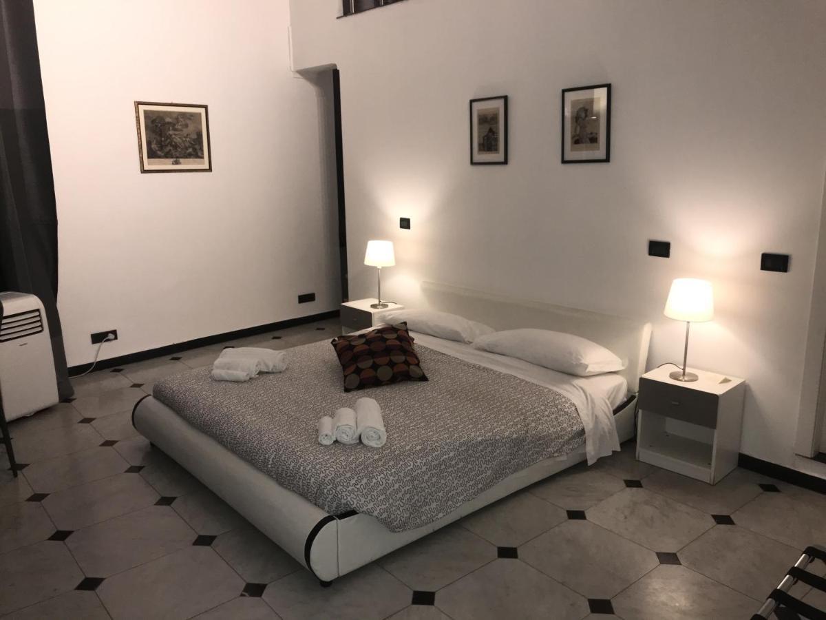 Chiossone Suites Genoa Bagian luar foto