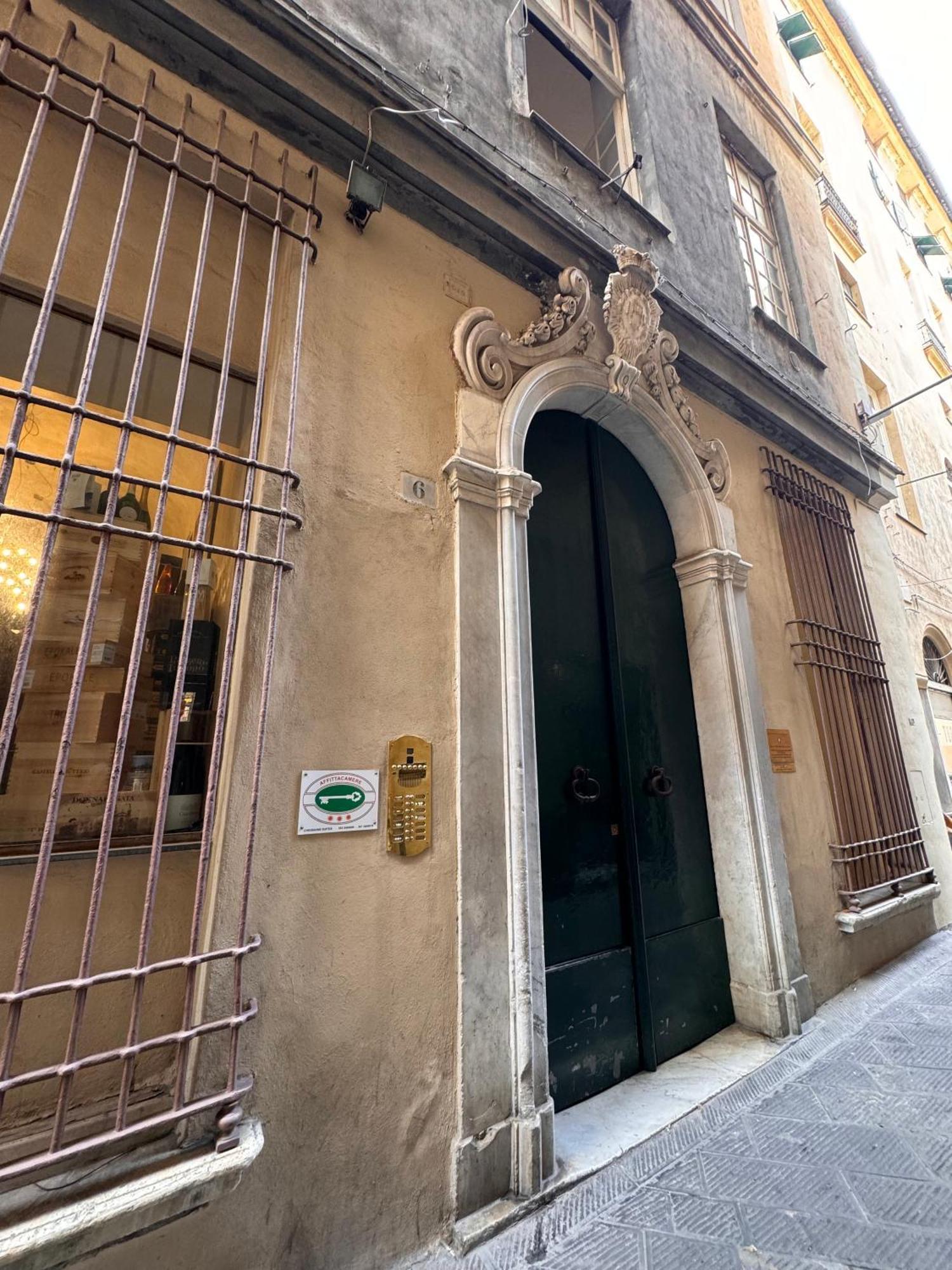 Chiossone Suites Genoa Bagian luar foto