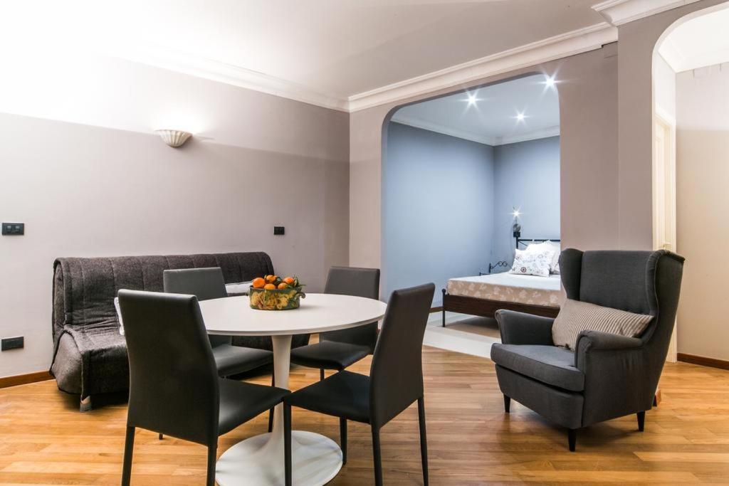 Chiossone Suites Genoa Bagian luar foto