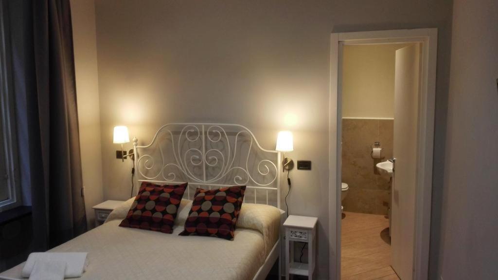 Chiossone Suites Genoa Bagian luar foto