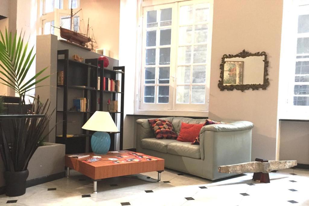 Chiossone Suites Genoa Bagian luar foto
